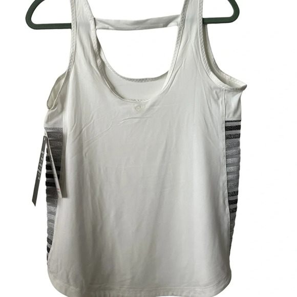 SHAPE White Sleeveless Small Athletic Top BNWT - Picture 5 of 6